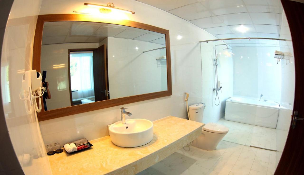 Hotel Khach San Hoa Ban Trang Son La Exterior foto