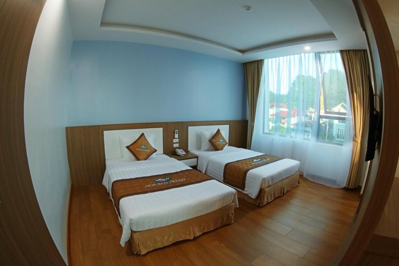 Hotel Khach San Hoa Ban Trang Son La Exterior foto